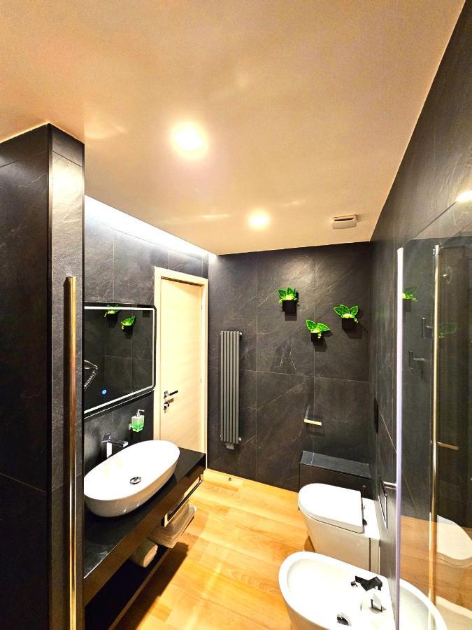 Trilogy Prestige - Central Premium Suites Lecce Eksteriør bilde